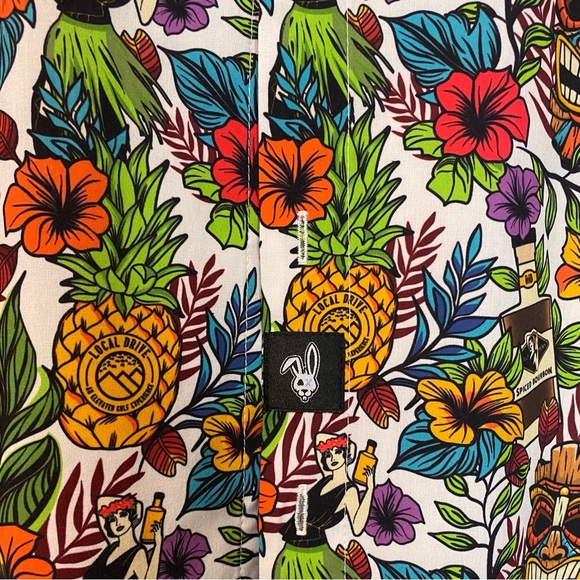 Mai Tai Button Down – Molly Brown Distillery ,Tropical Floral Men's Shirt Size M - Picture 4 of 11
